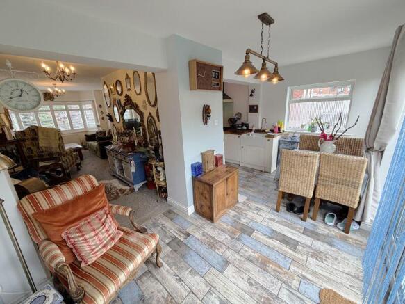 Dining Kitchen