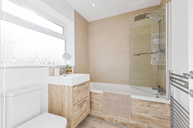 3 bed Semi-Detached for sale Image 10