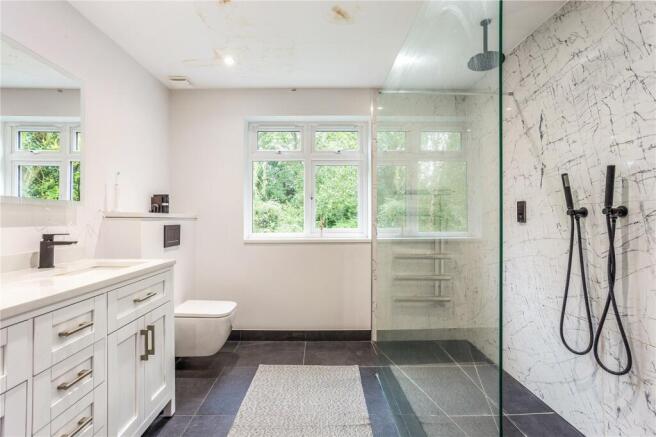 En Suite Shower Room