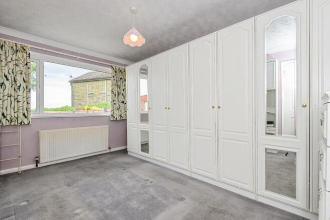 2 bed Semi-Detached Bungalow for sale Image 8