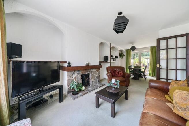 33 HEOL DEWI - LOUNGE TO DINING