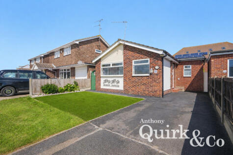 Strasbourg Road, Canvey Island, SS8