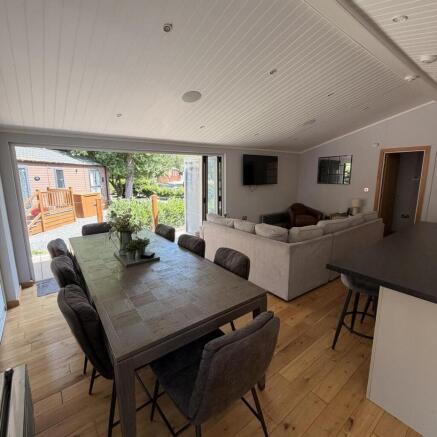 White Cross Bay Holiday Park & Marina, Ambleside Road, Windermere, LA23 1LF photo 5