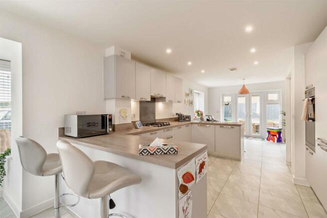 8574048-interior02-800.jpg