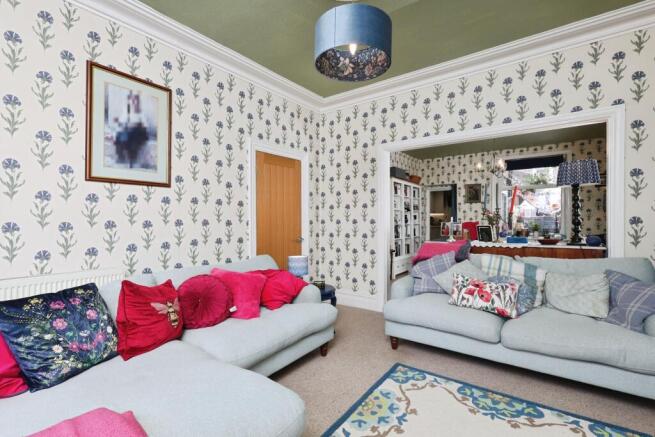 5 bed Terraced for sale Image 8