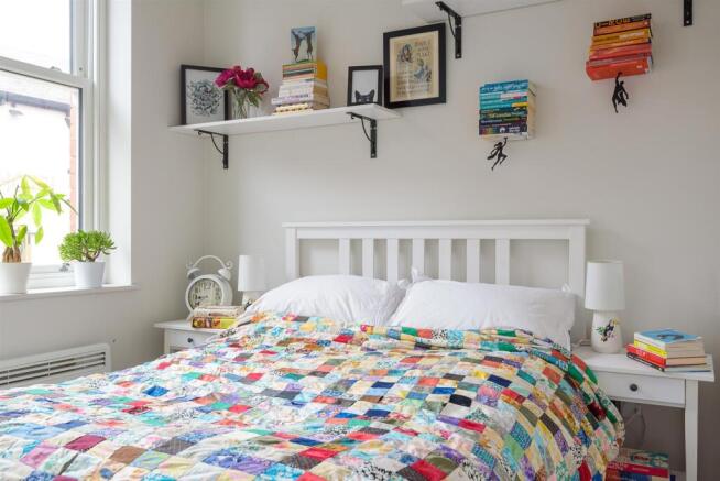 1 bed Apartment to rent Image 12