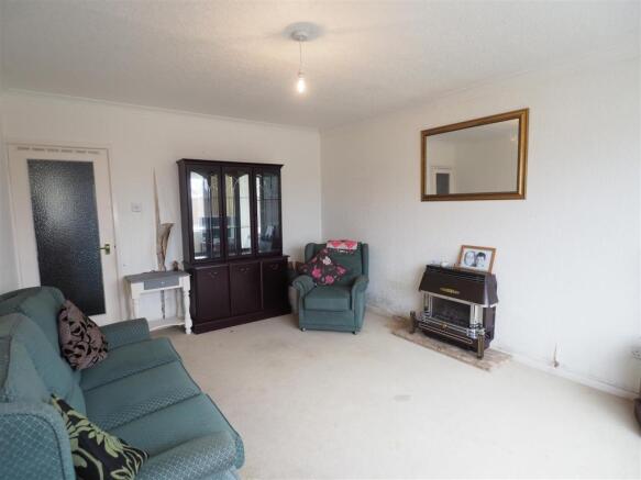 Living Room 026
