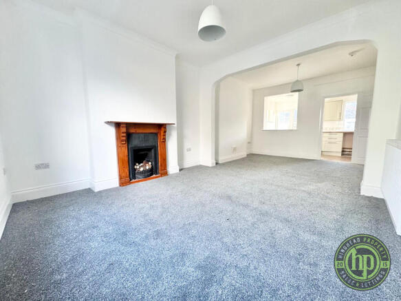 IMG-20251204-WA00...