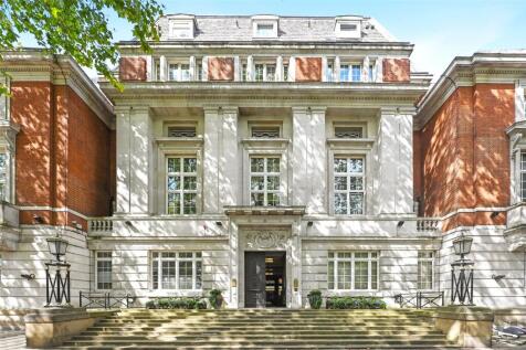 Rosebery Avenue, London, EC1R