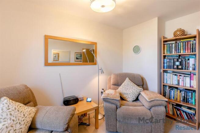 2 bed Apartment for sale Image 9