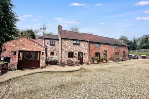 Hyde Farm Barns The Hyde, Kinver, Nr. Stourbridge DY7 6LS