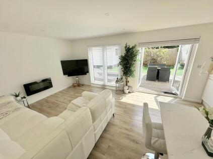 Hazlebury Road, Creekmoor, Poole, BH17