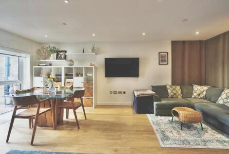 Caversham Road, London, NW9