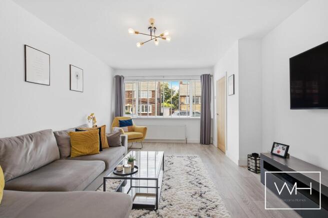 3 bed Semi-Detached for sale Image 3