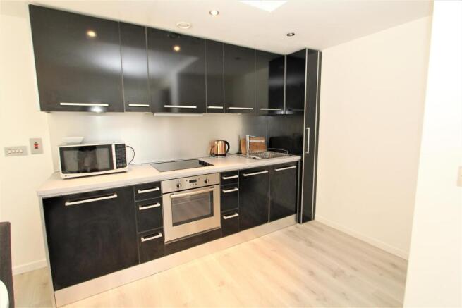 Kitchen 1.jpg