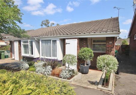 Randolph Close, Knaphill, Woking, Surrey, GU21