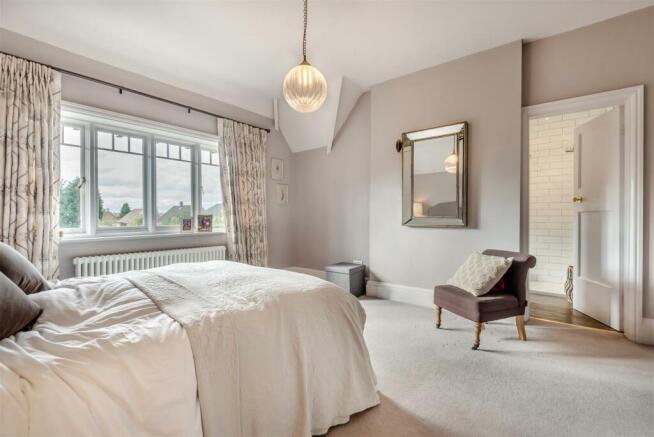 8626199-interior16.jpg