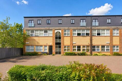 Woodland Court, Soothouse Spring, St. Albans, Hertfordshire, AL3