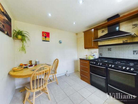 Kitchen/Breakfast Room