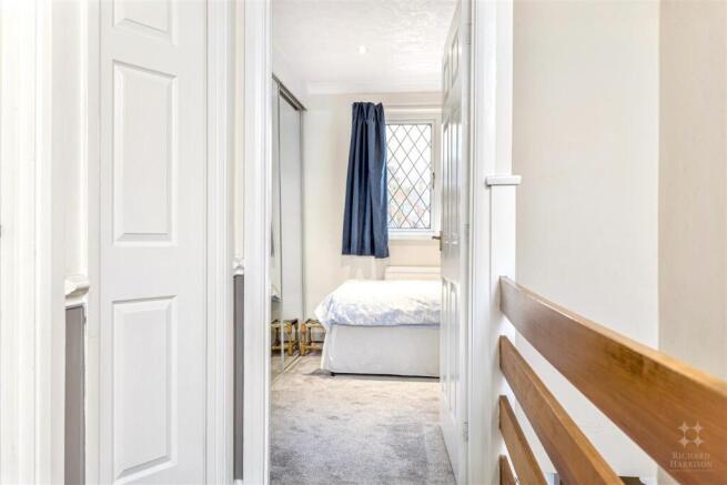 36 Holbourne Close PH-61.jpg