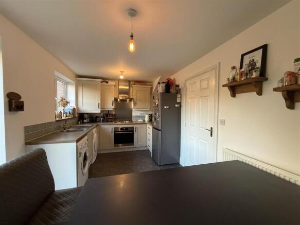 Kitchen Dining B.JPG