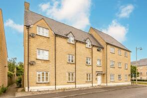 1, 65 Heyford House, Trefoil Way, Carterton OX18 1GT
