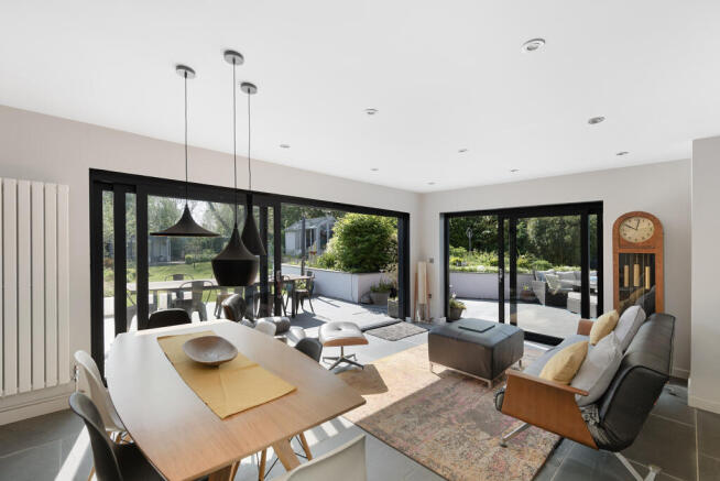 Kitchen/Dining