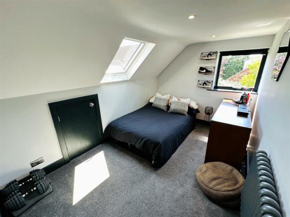 bedroom5.jpg
