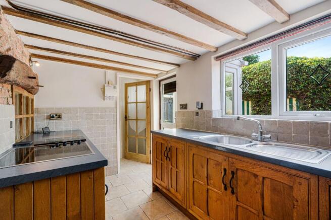 2 bed Cottage for sale Image 10