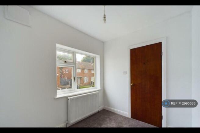 3 bed Semi-Detached to rent Image 6