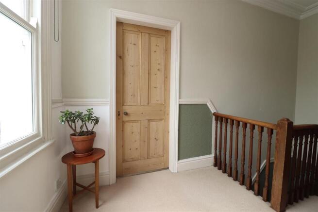 3 bed Detached for sale Image 11