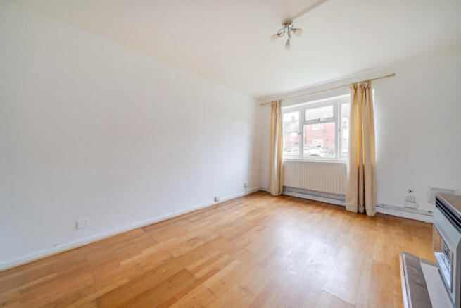 1410380-6-698b0dc...