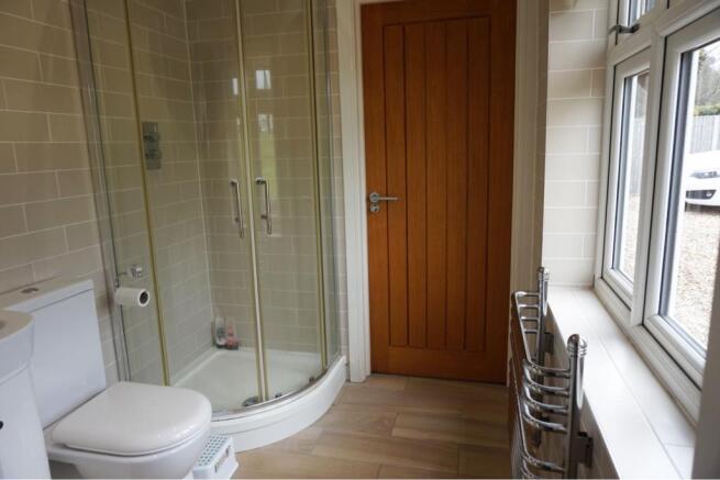 Jack & Jill En-suite