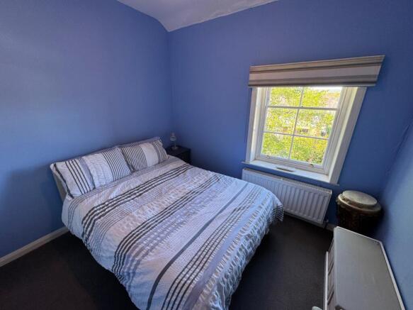 4 bed Terraced for sale Image 10