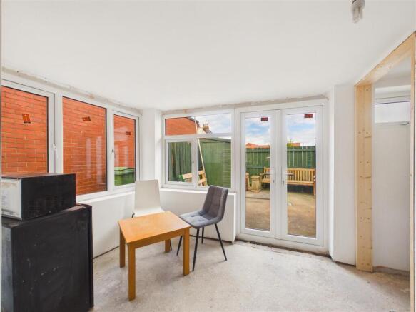 2 bed Terraced for sale Image 6