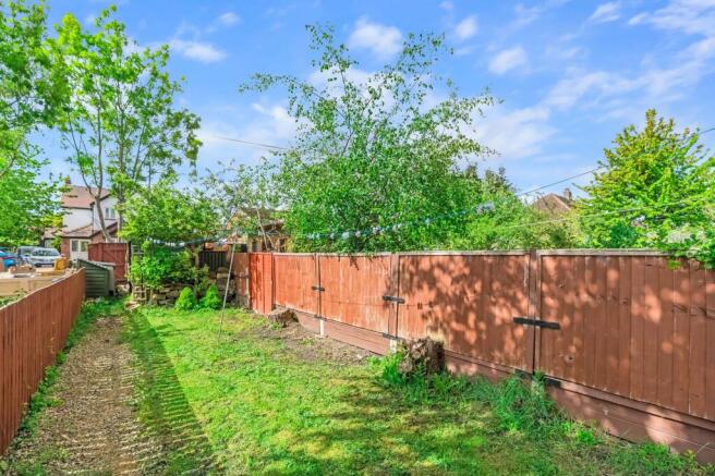 4 bed Terraced for sale Image 12