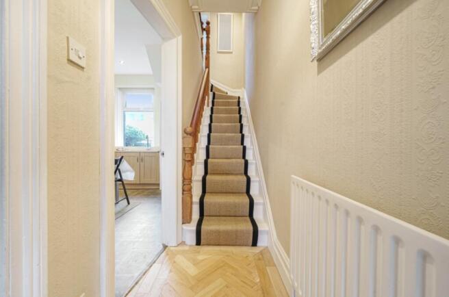 4 bed Terraced for sale Image 5