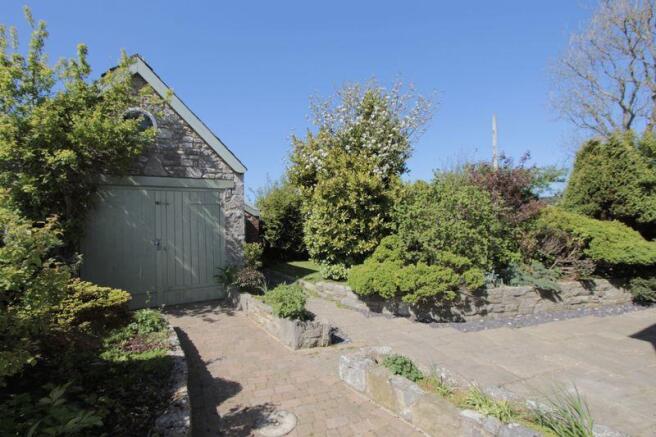 Outbuilding 