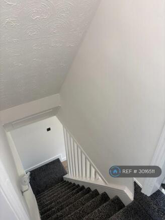 2 bed Terraced to rent Image 10