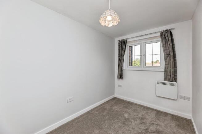 2 bed Apartment for sale Image 12