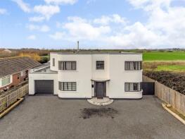 Sunlands, Bracklesham Lane, Chichester PO20 8JA