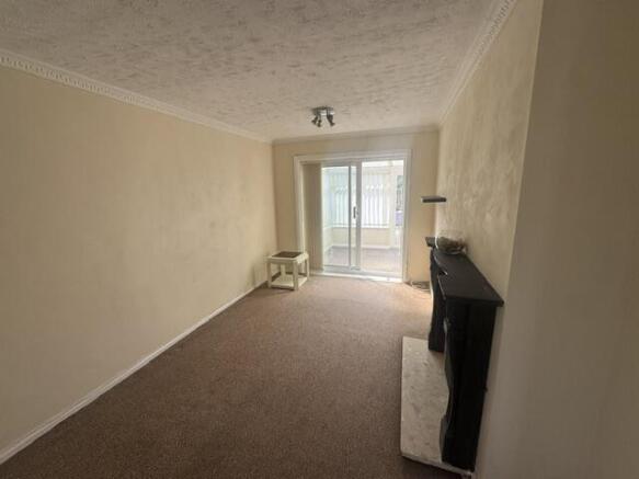 3 bed Terraced to rent Image 10