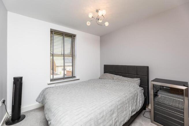 5 bed Detached for sale Image 10