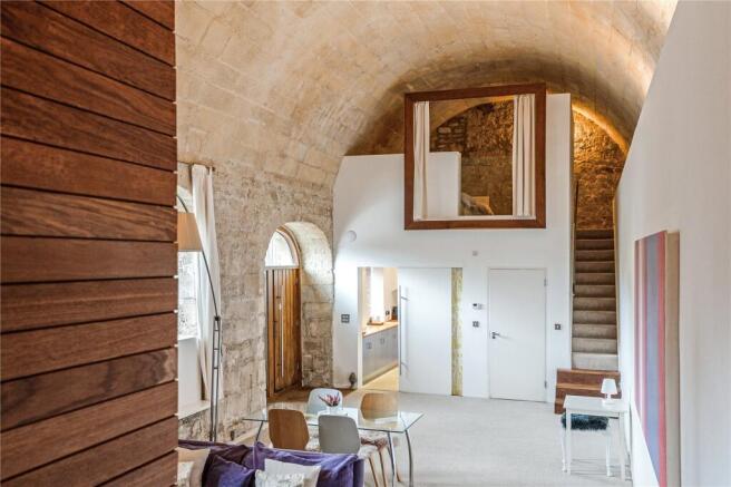 Vaults Flat