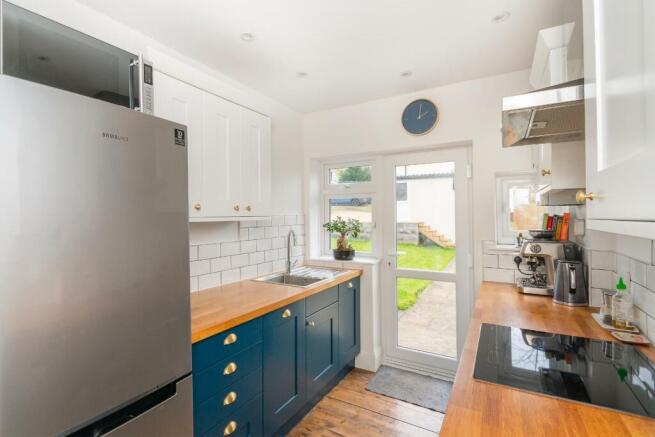 LLIHETAYOR33 - Kitchen B.jpg