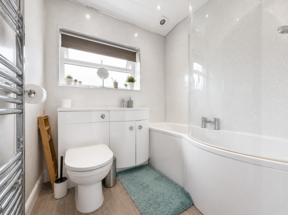 4 bed Semi-Detached for sale Image 9