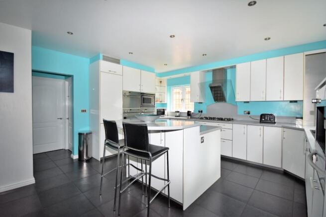 Kitchen 1