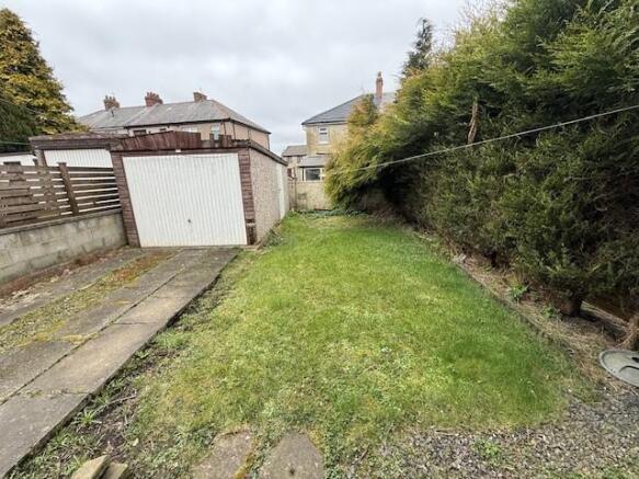 3 bed Town House to rent Image 11