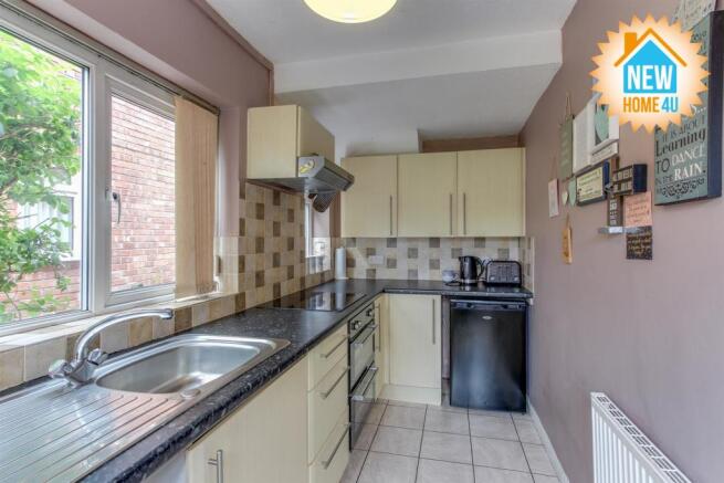 KITCHEN: