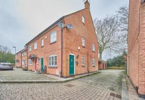 11, Rectory Gardens, Leicester LE9 9AJ